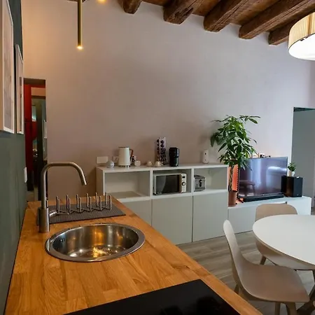 Apartment Del 1400 Nel Cuore Del Centro Storico A 2 Min Dal Porto E Con 2 Bici Gratuite *