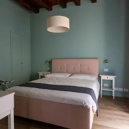 Del 1400 In Centro Storico Apartman *