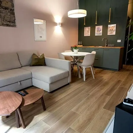 Del 1400 Nel Cuore Del Centro Storico A 2 Min Dal Porto E Con 2 Bici Gratuite Apartment